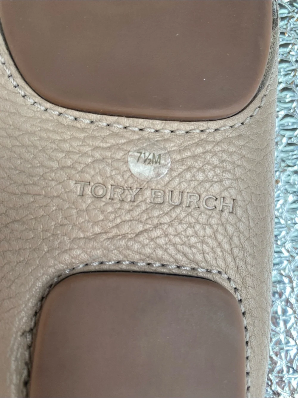 Tory Burch Pebbled Taupe Leather Driving Loafers size 7.5 NWT